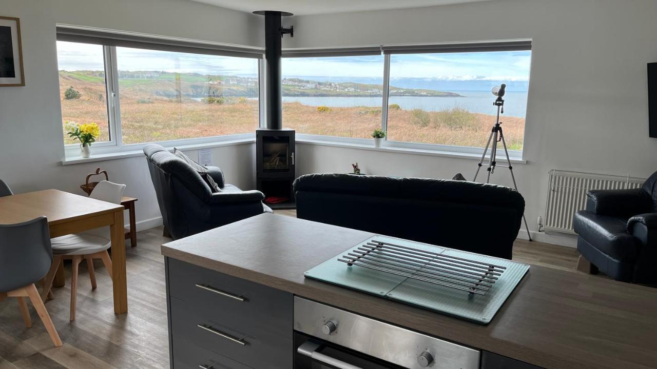 Coastal Bungalow, Sleeps 5 And Ideal For Walkers Amlwch ภายนอก รูปภาพ