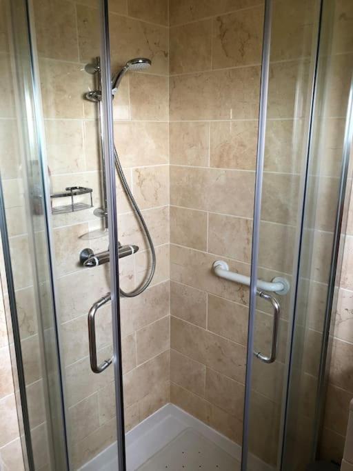 Coastal Bungalow, Sleeps 5 And Ideal For Walkers Amlwch ภายนอก รูปภาพ