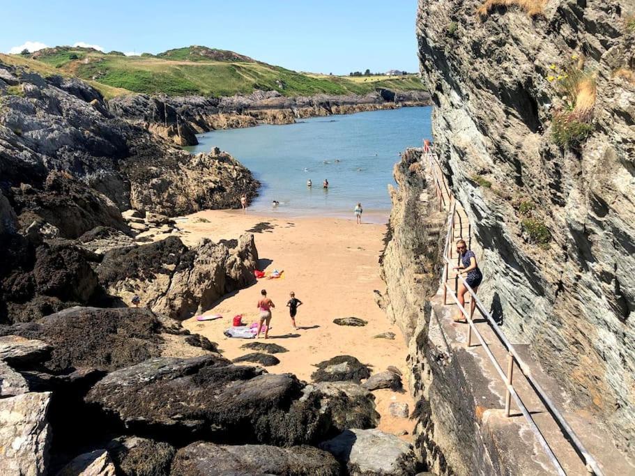 Coastal Bungalow, Sleeps 5 And Ideal For Walkers Amlwch ภายนอก รูปภาพ
